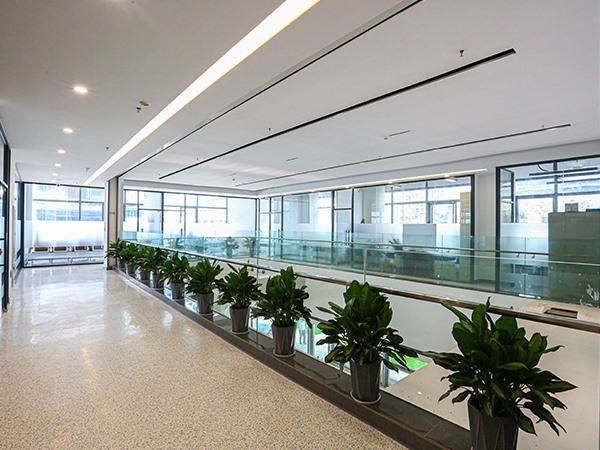 Company corridor